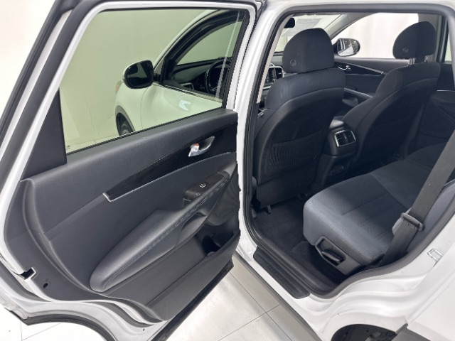 2018 Kia Sorento 2.4L LX