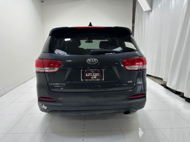 2016 Kia Sorento LX 2WD