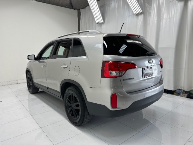 2015 Kia Sorento LX 2WD