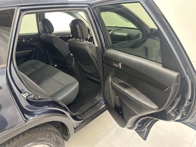 2012 Kia Sorento LX 2WD