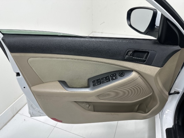 2013 Kia Optima LX AT