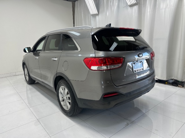 2017 Kia Sorento 2.4L LX