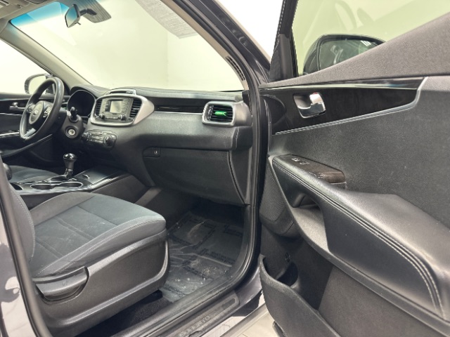 2016 Kia Sorento L 2WD