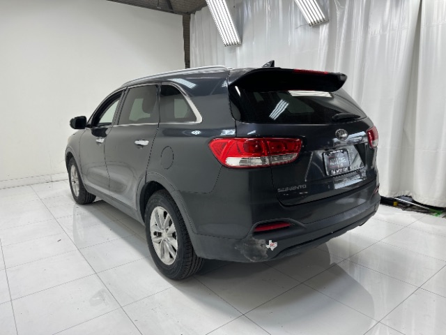 2016 Kia Sorento LX 2WD