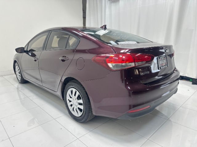 2017 Kia Forte LX 6A