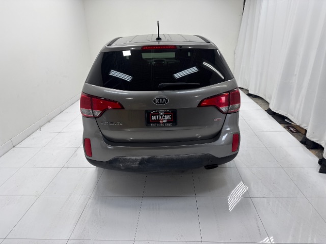 2015 Kia Sorento LX 2WD