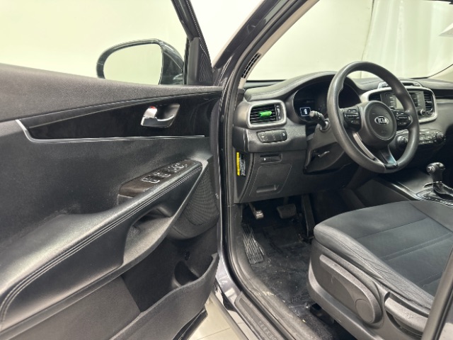 2016 Kia Sorento L 2WD