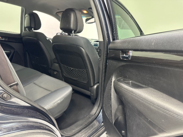 2012 Kia Sorento LX 2WD