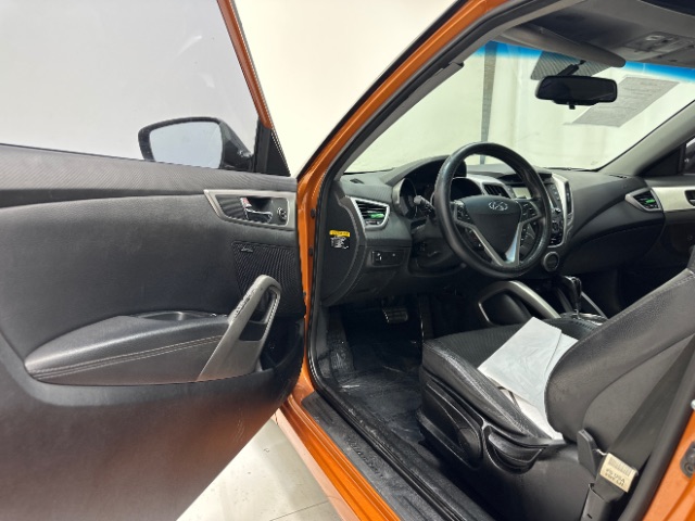 2013 Hyundai Veloster Base