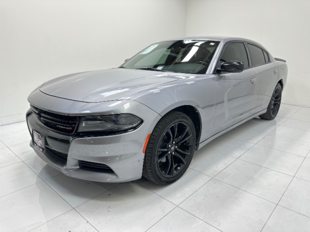 2018 Dodge Charger SXT's photo