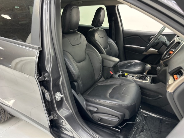 2018 Jeep Cherokee Limited FWD