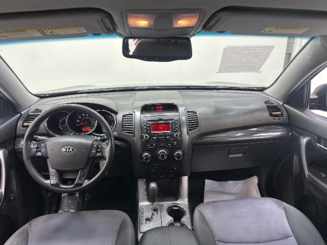 2012 Kia Sorento LX 2WD