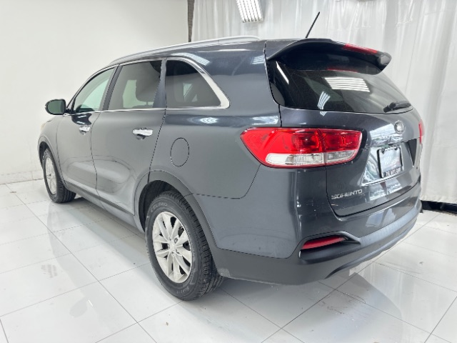 2016 Kia Sorento L 2WD