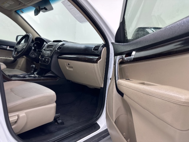 2014 Kia Sorento LX 2WD