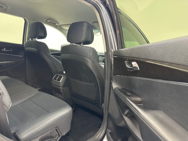 2016 Kia Sorento L 2WD