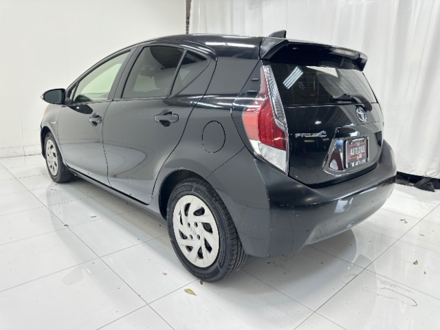 2016 Toyota Prius c Two