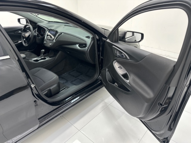 2020 Chevrolet Malibu FWD LS