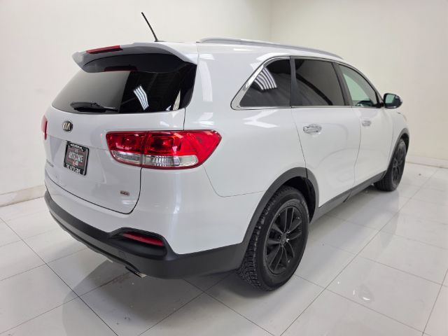 2016 Kia Sorento LX 2WD