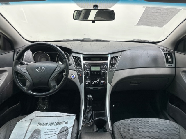 2011 hyundai sonata SE