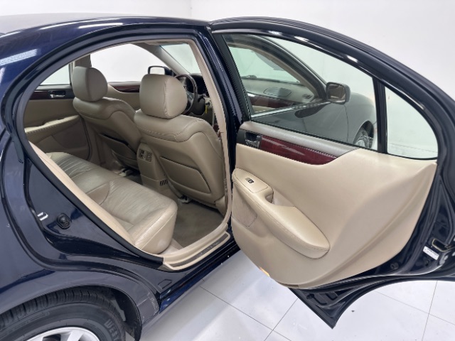 2003 Lexus ES 300 Sedan