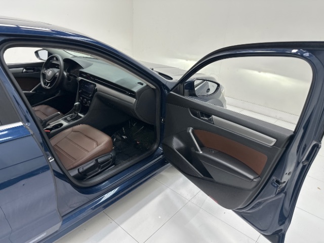 2022 Volkswagen Passat 2.0T SE