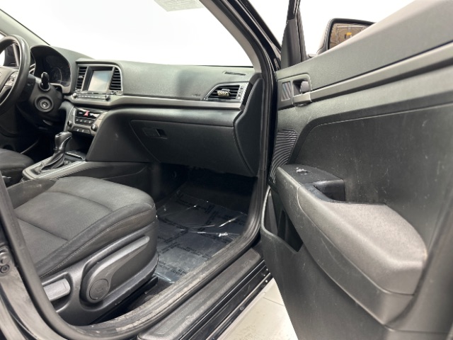 2018 Hyundai Elantra SE 6AT