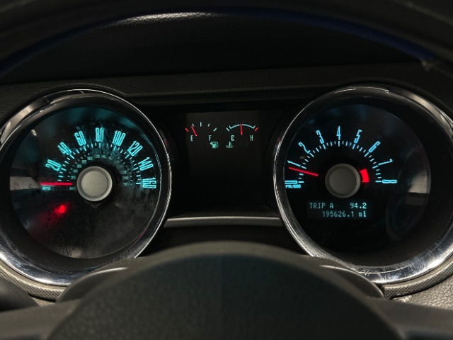 2012 Ford Mustang V6 Coupe