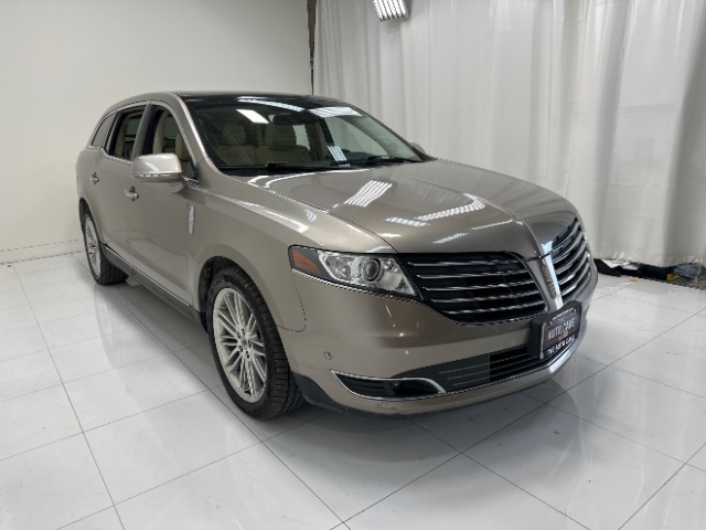 2019 Lincoln MKT Reserve