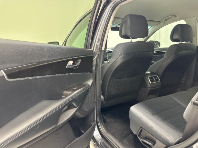 2016 Kia Sorento L 2WD