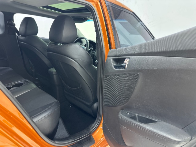 2013 Hyundai Veloster Base