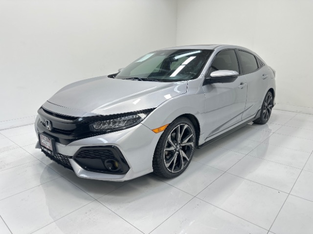 2018 Honda Civic Hatchback Sport Touring's photo