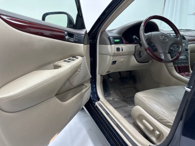 2003 Lexus ES 300 Sedan