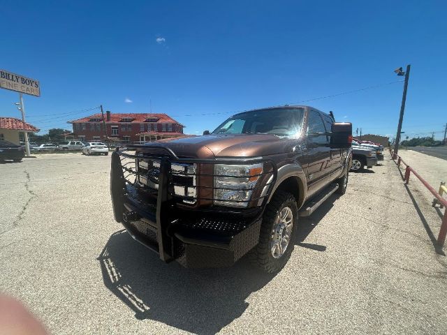 2011 Ford F-250 Super Duty Lariat Crew Cab 4WD