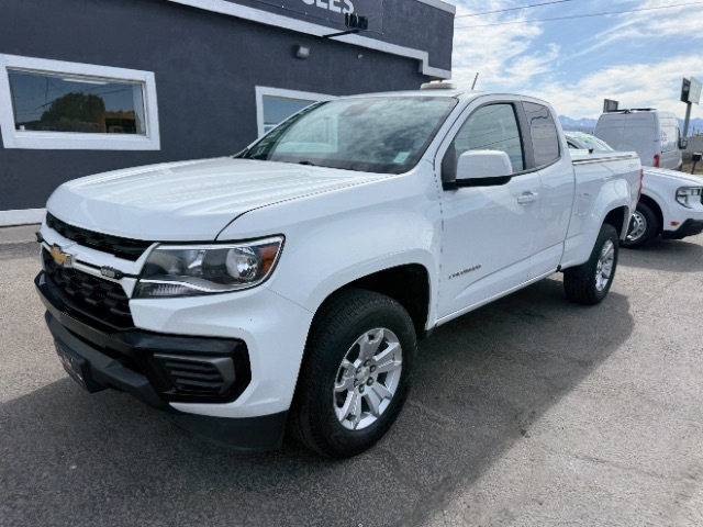 View vehicle photo 6