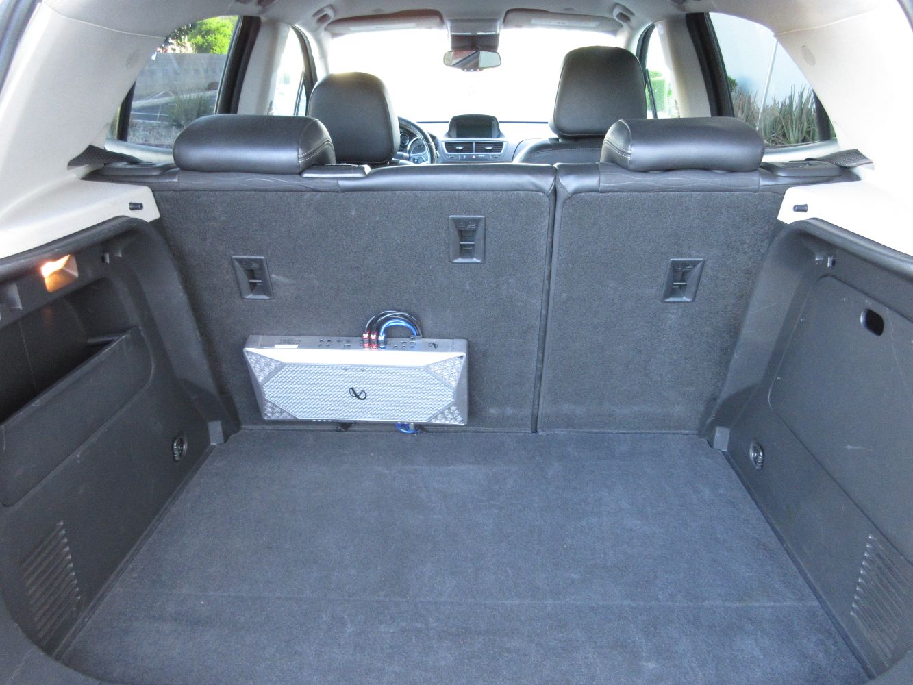Car Image 13