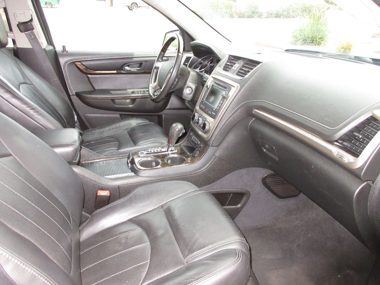 Car Image 11