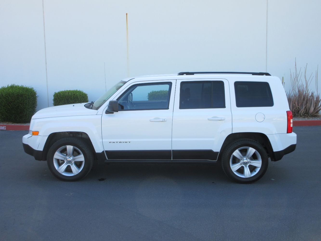 Car Image 5