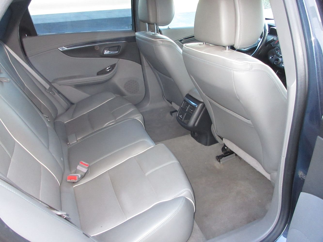 Car Image 11