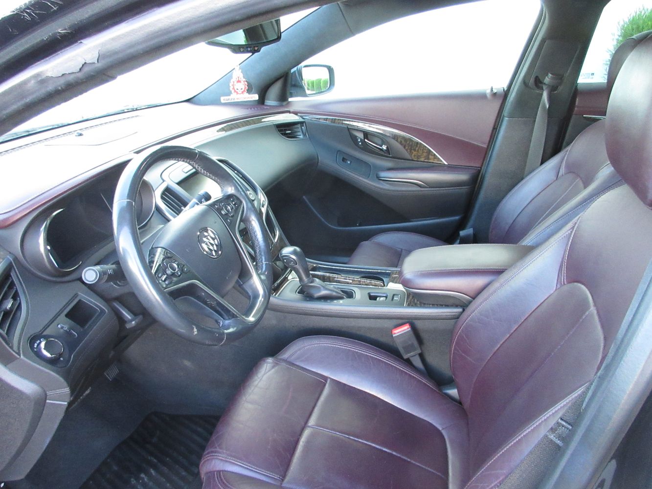 Car Image 8