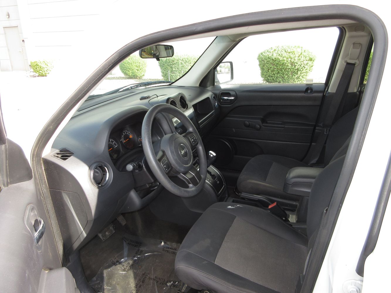 Car Image 8