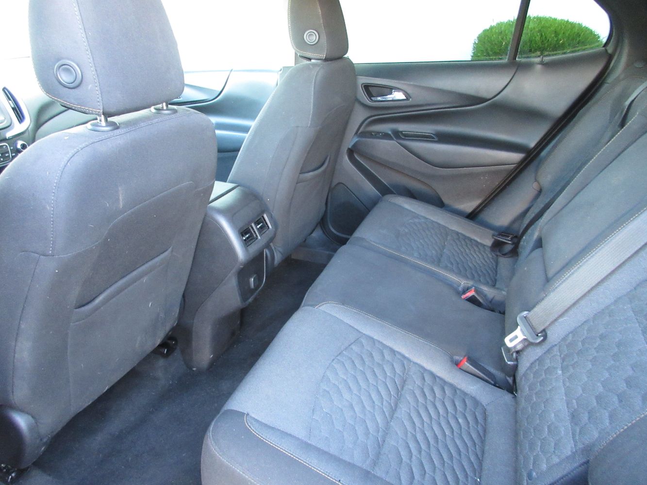 Car Image 9