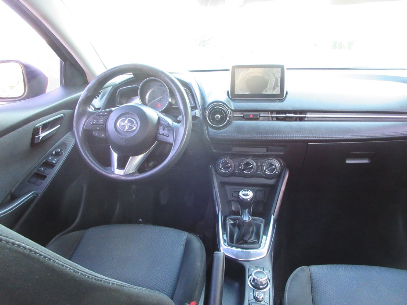 Car Image 12