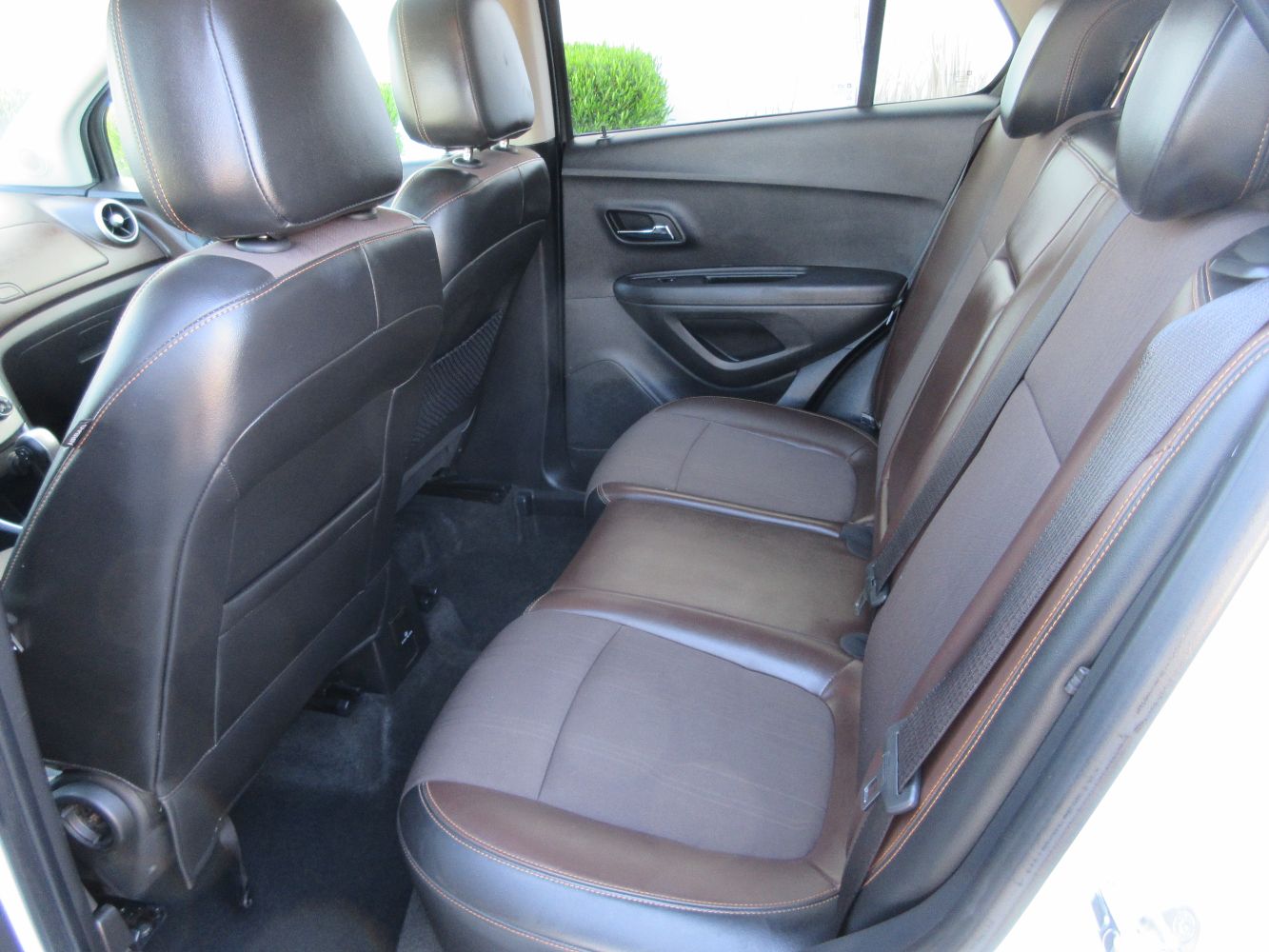 Car Image 9