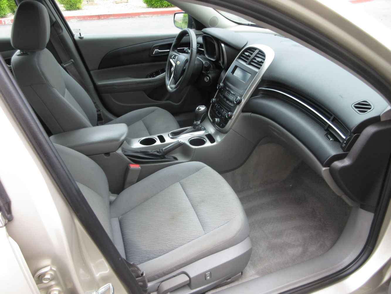 Car Image 12