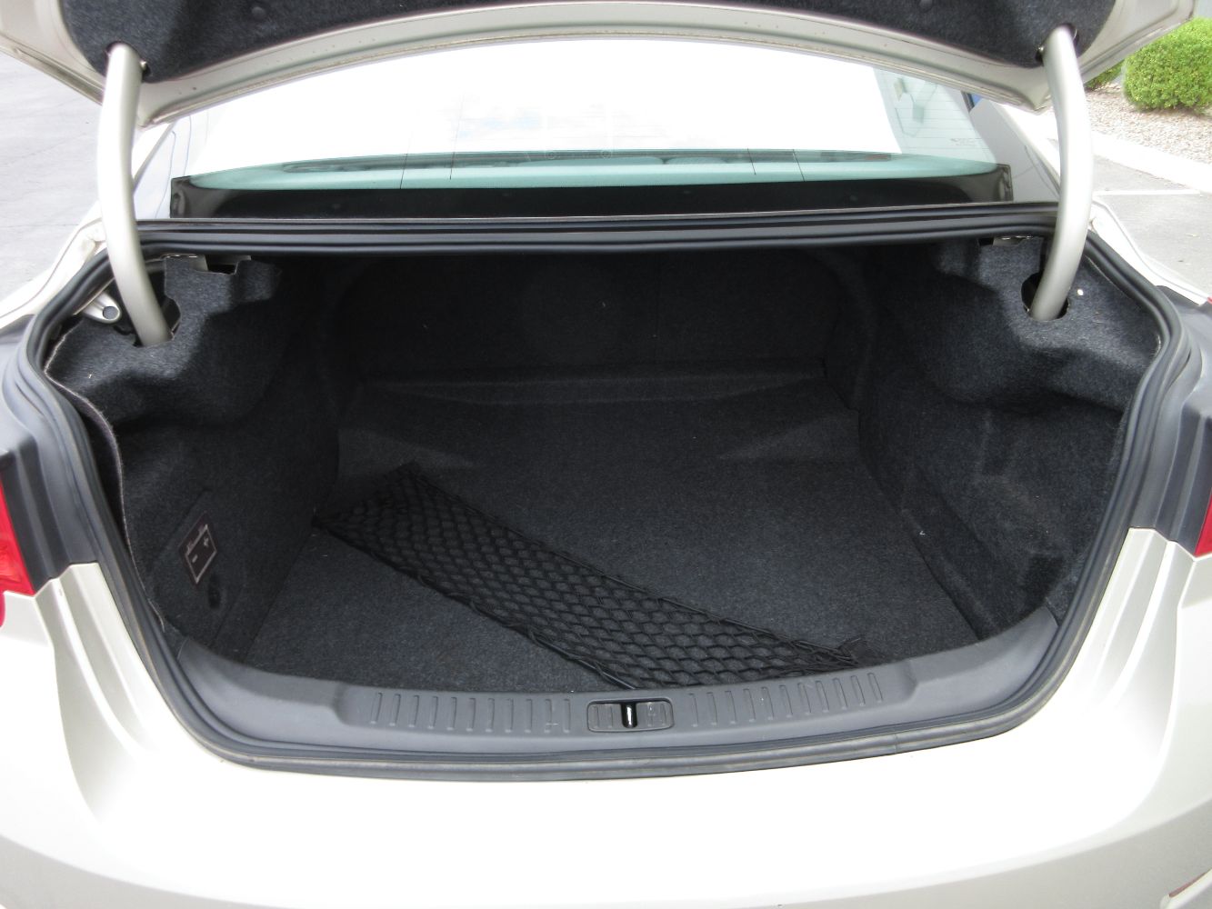 Car Image 10