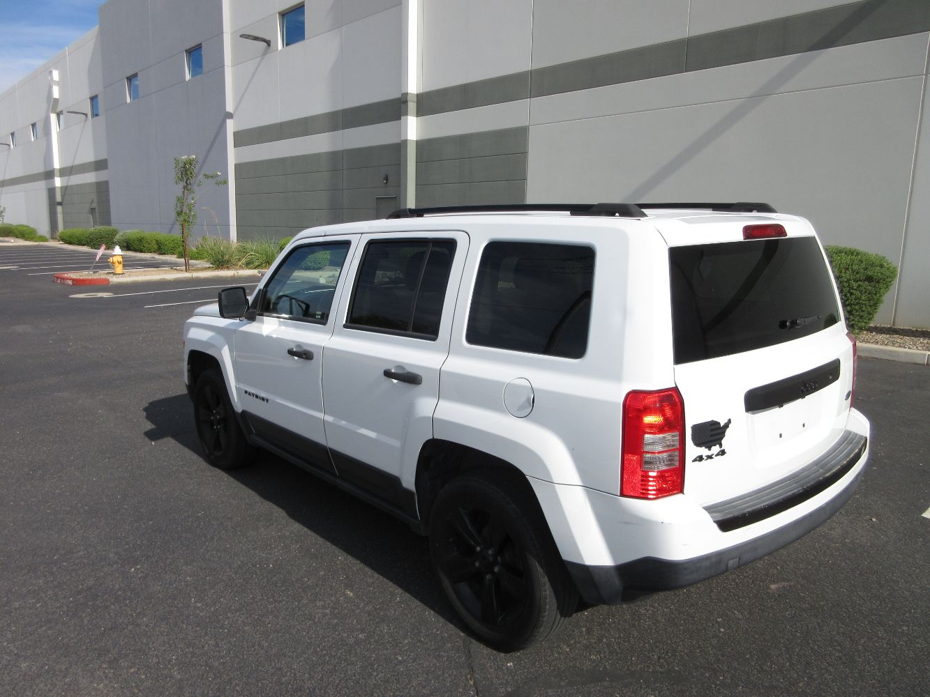 Car Image 4