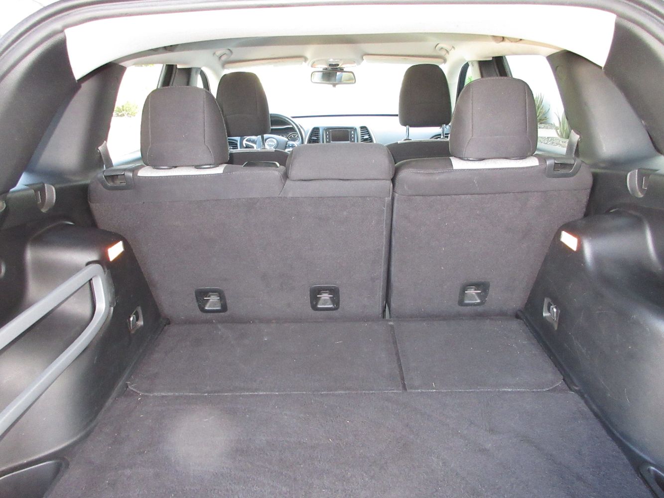 Car Image 13
