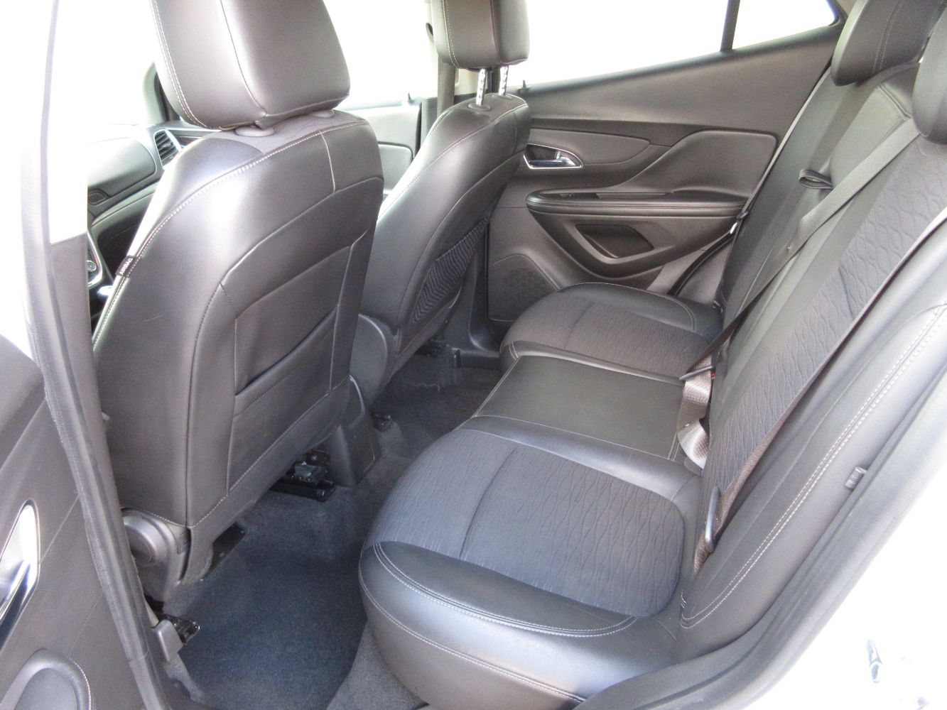 Car Image 9