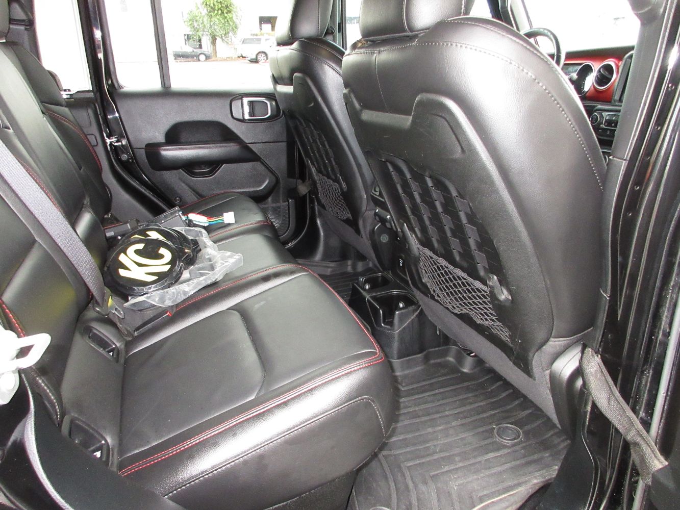 Car Image 11
