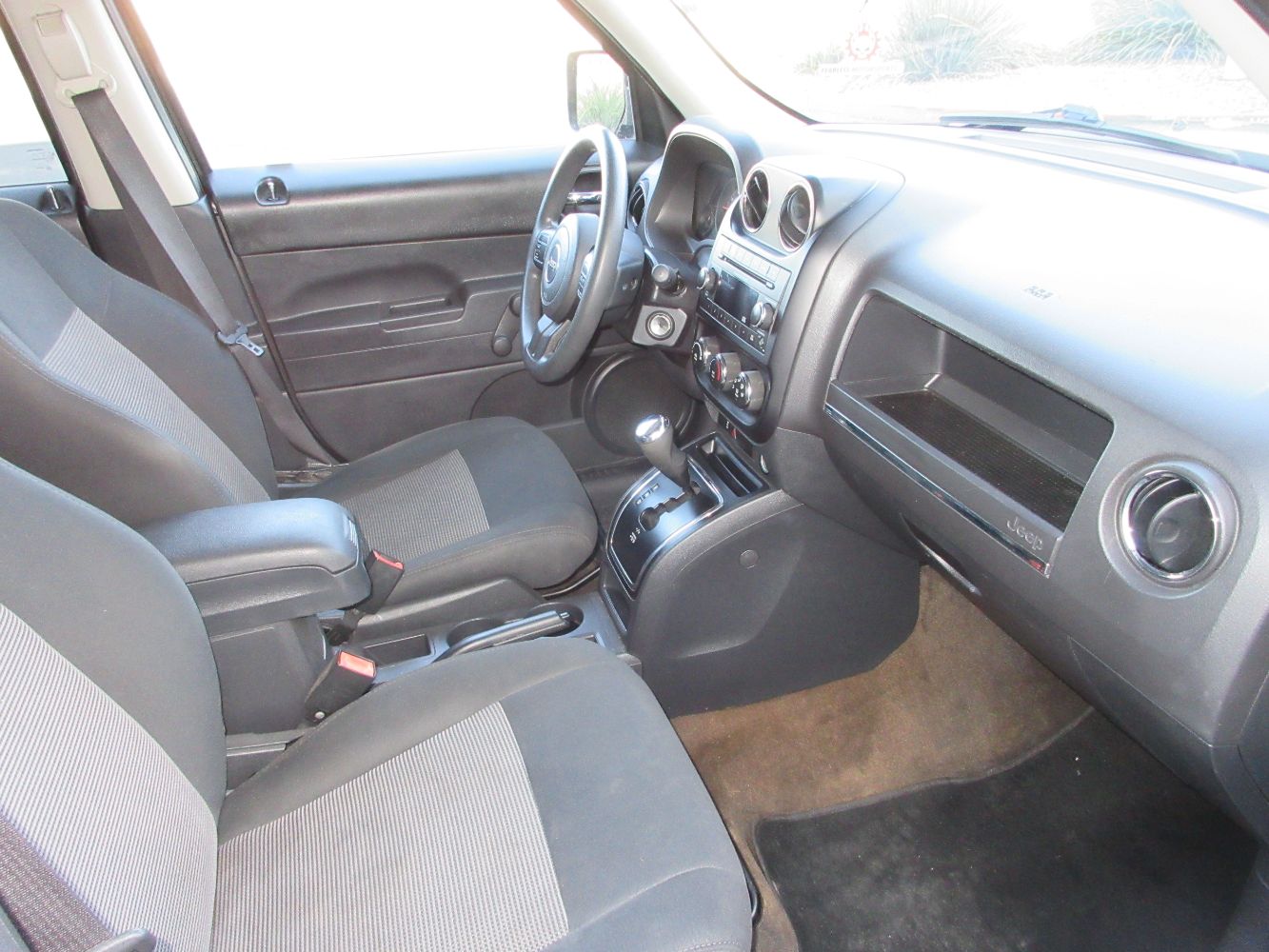 Car Image 10